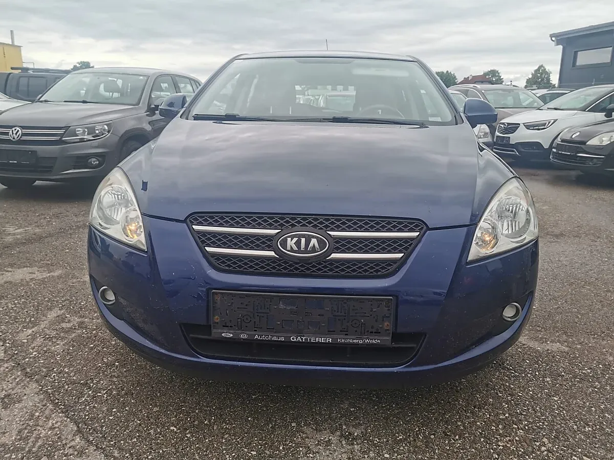 Kia Ceed 2008 photo 2