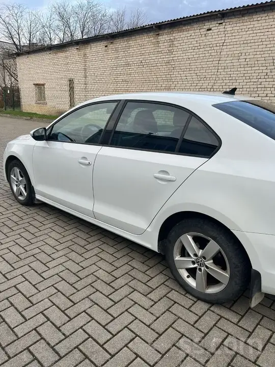 Volkswagen Jetta 2014 photo 3