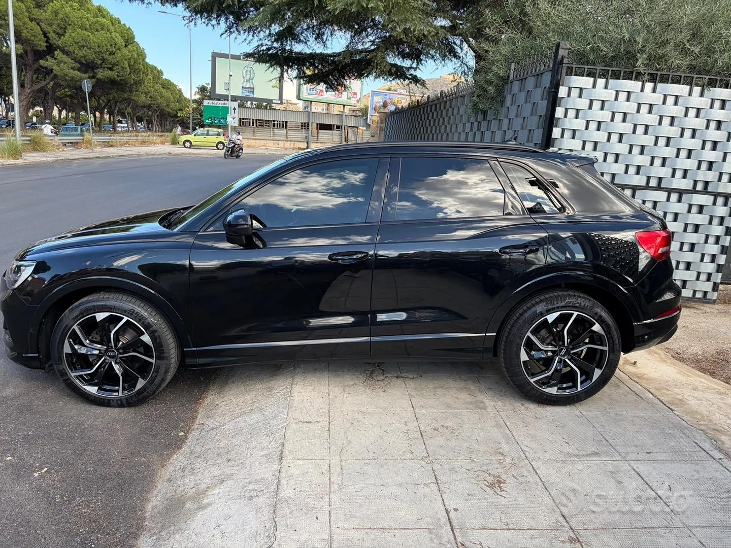 Audi Q3 2019 photo 3
