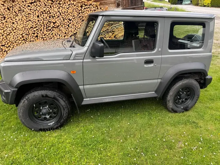 Suzuki Jimny 2024 photo 3