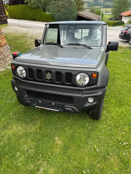 Suzuki Jimny 2024 photo 2