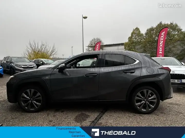 Lexus Ux 2025 photo 2