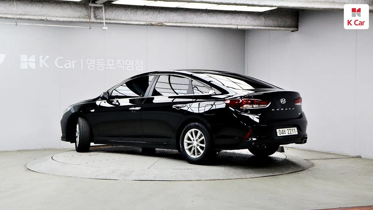 Hyundai Sonata 2018 photo 2
