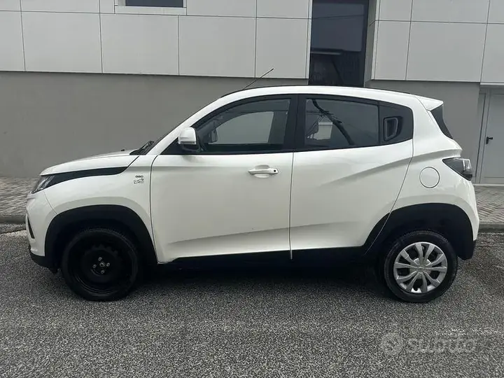 Mahindra Kuv100 Nxt 2023 photo 3