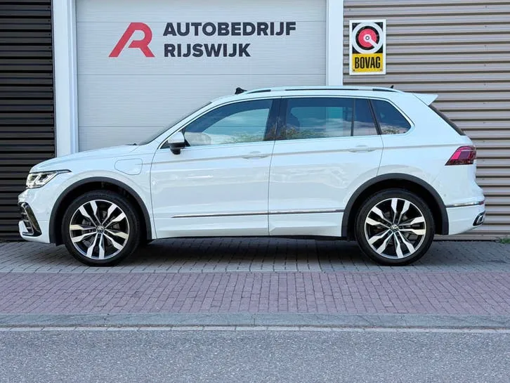 Volkswagen Tiguan 2023 photo 2