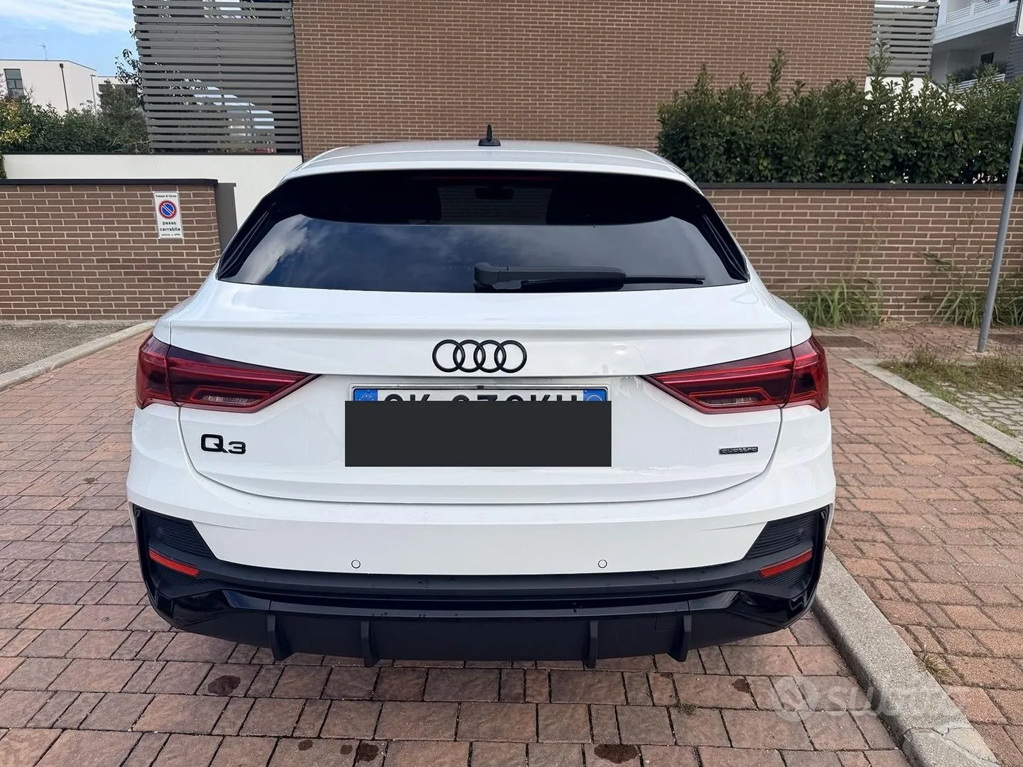 Audi Q3 2023 photo 3