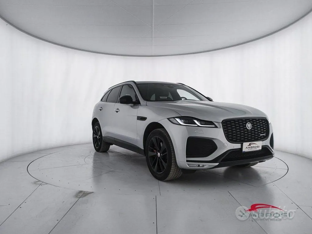 Jaguar F-Pace 2022 photo 2