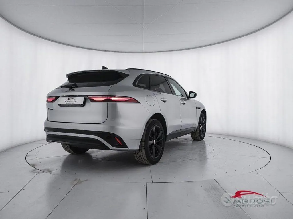 Jaguar F-Pace 2022 photo 3