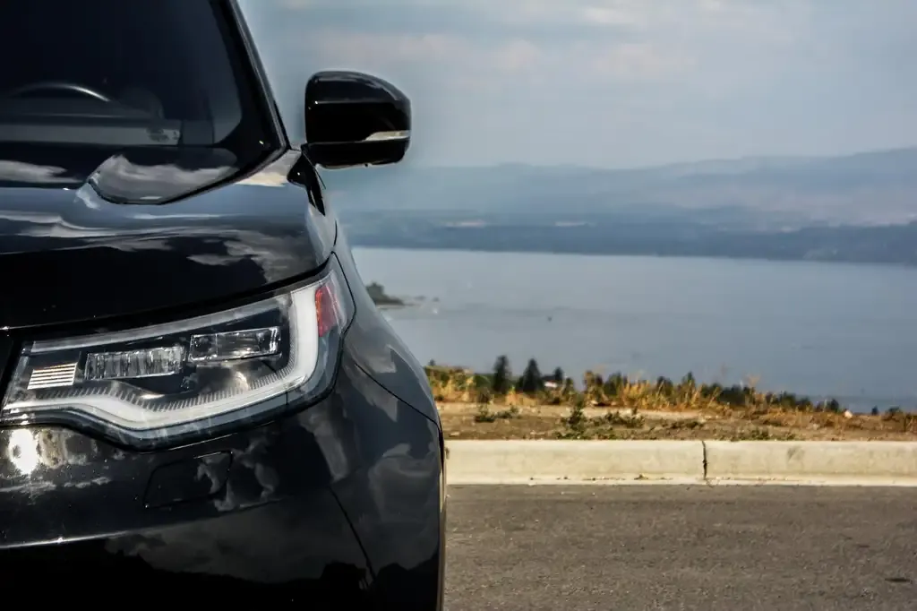 Land Rover Discovery 2022 photo 4