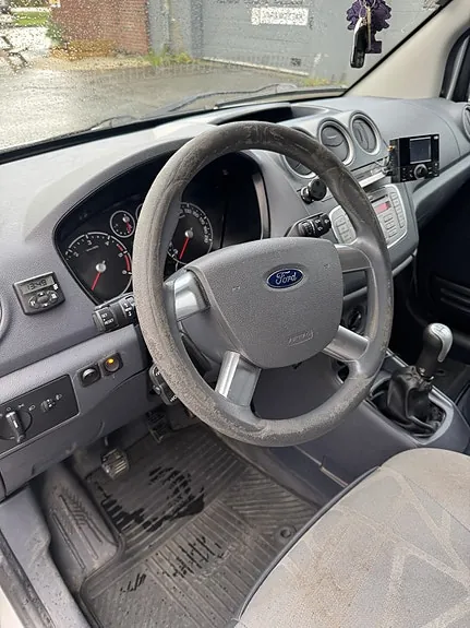 Ford Transit Connect 2010 photo 5