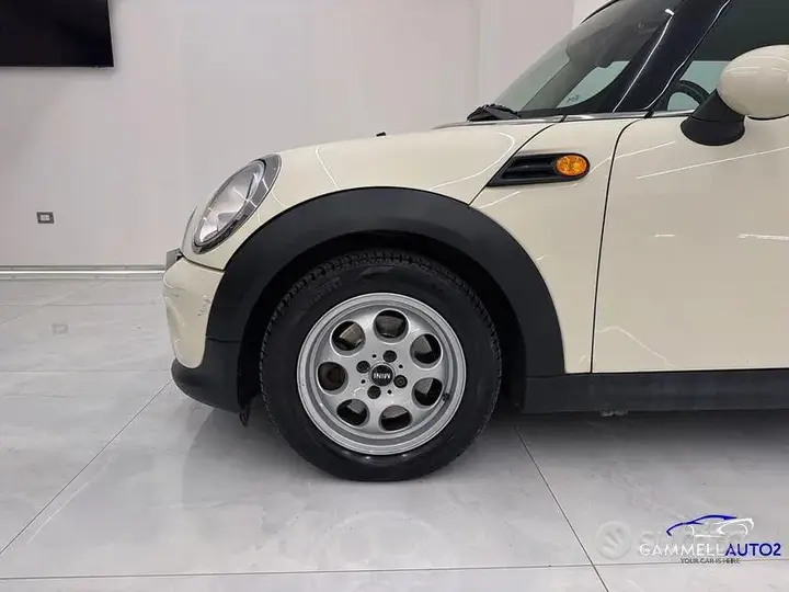 Mini Cooper 2011 photo 4