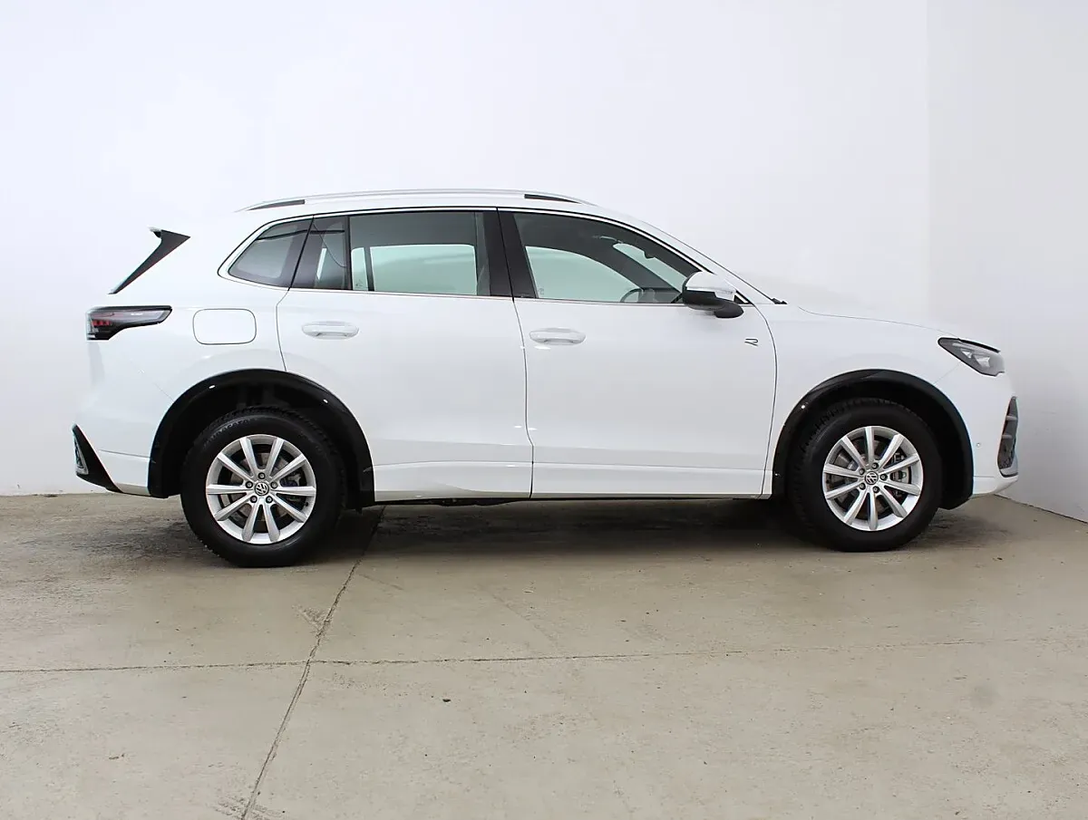 Volkswagen Tiguan 2025 photo 2