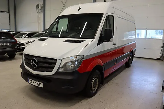 Mercedes-Benz Sprinter 211