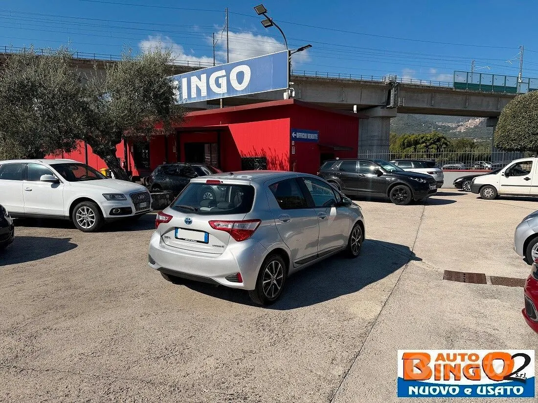 Toyota Yaris 2018 photo 3