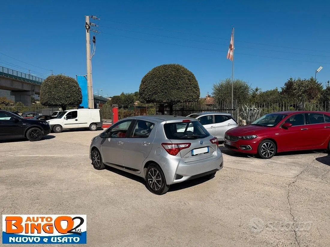 Toyota Yaris 2018 photo 4