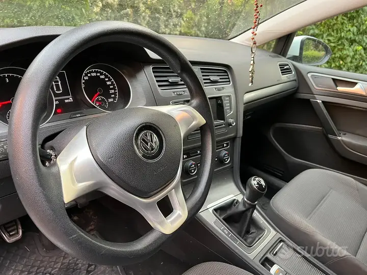 Volkswagen Golf 2013 photo 3
