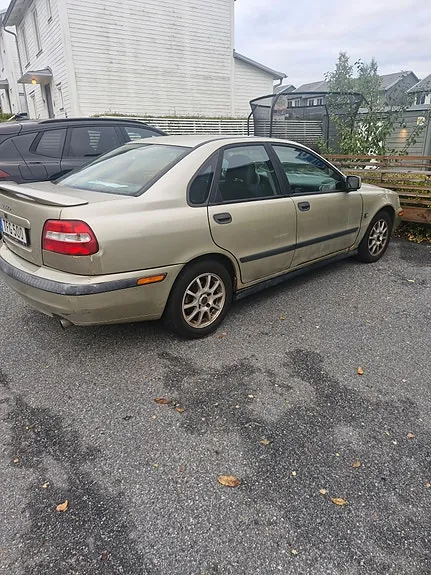 Volvo S40