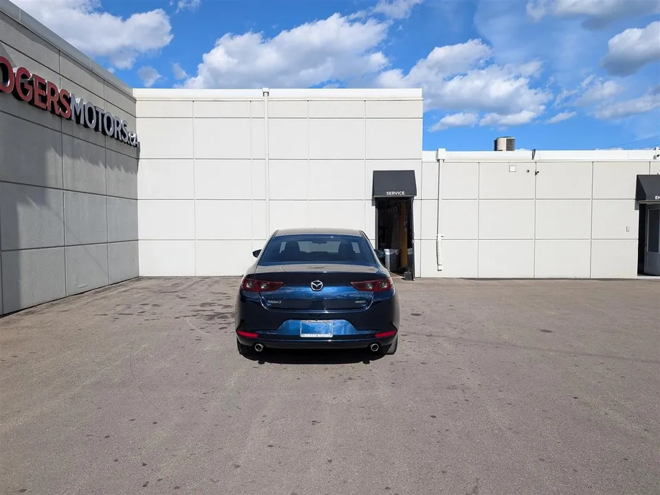 Mazda Mazda3 2019 photo 4