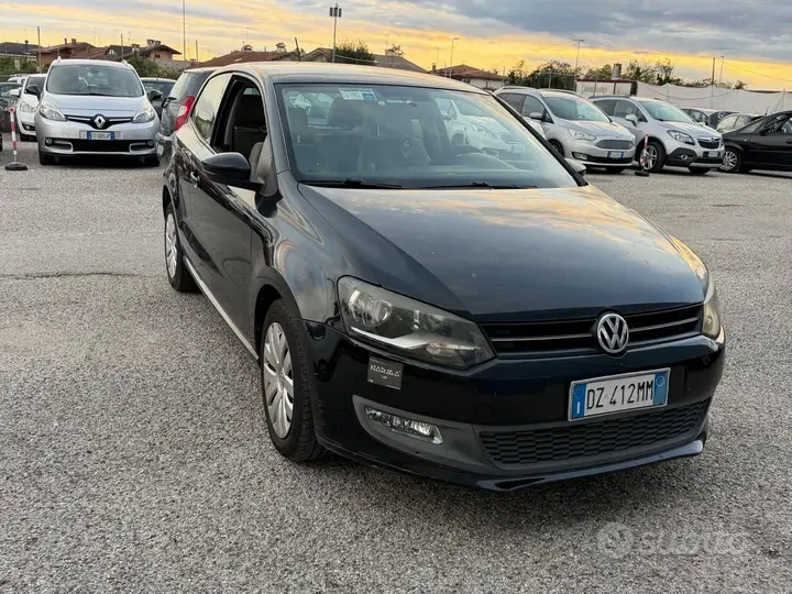 Volkswagen Polo 2010 photo 2
