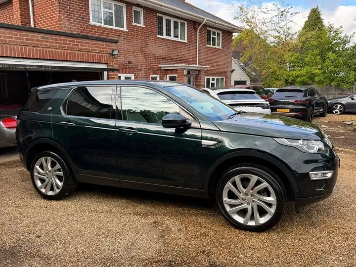 Land Rover Discovery Sport 2015 photo 3