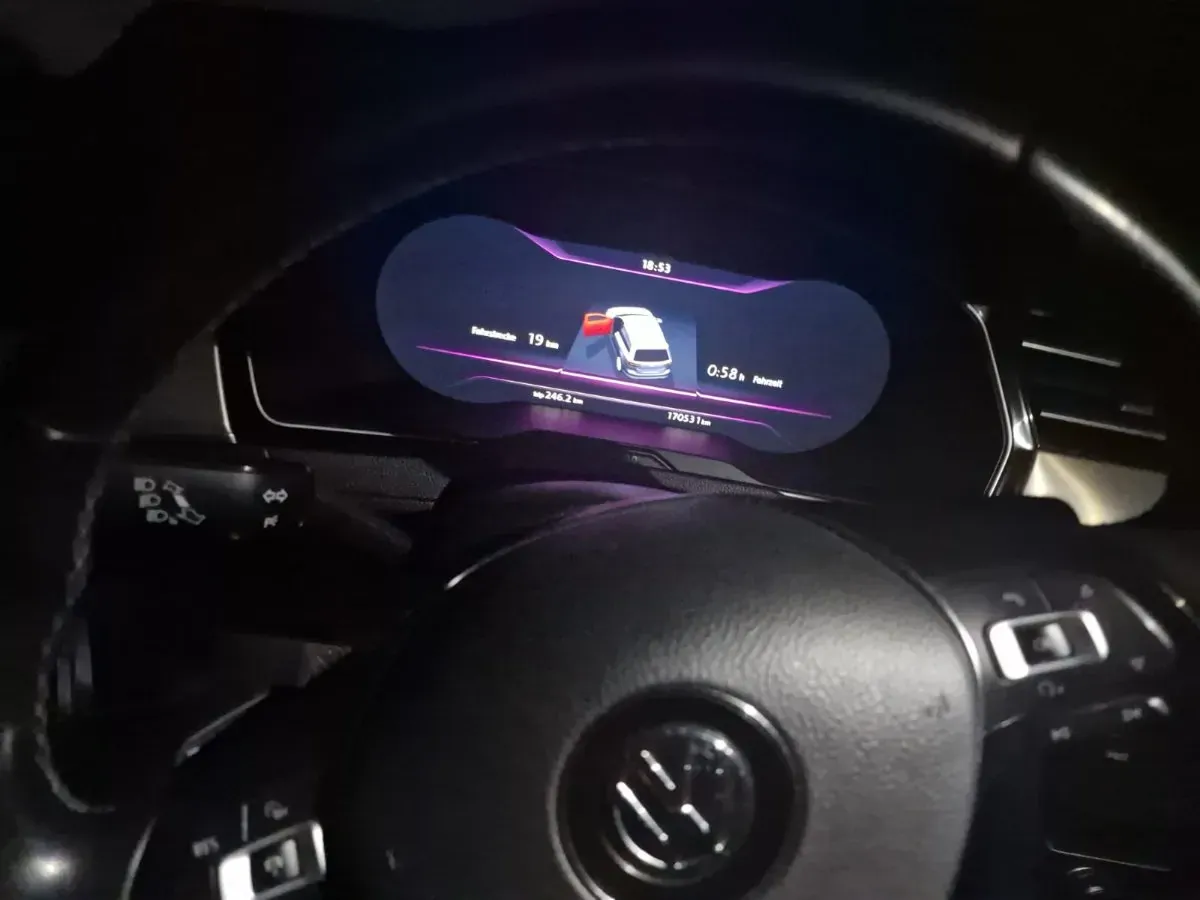 Volkswagen Passat 2017 photo 3