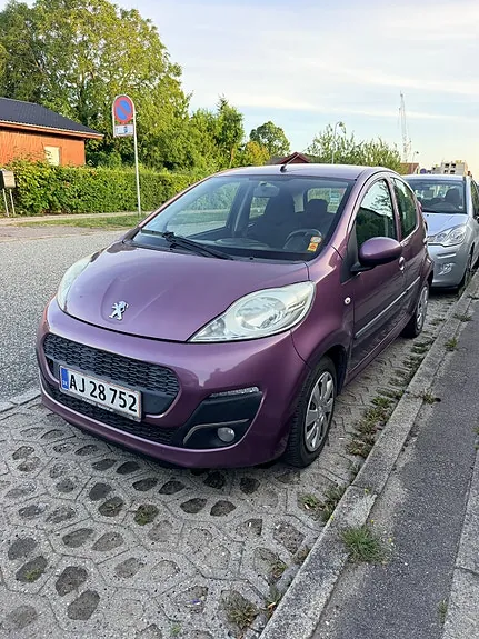 Peugeot 107 2013 photo 2