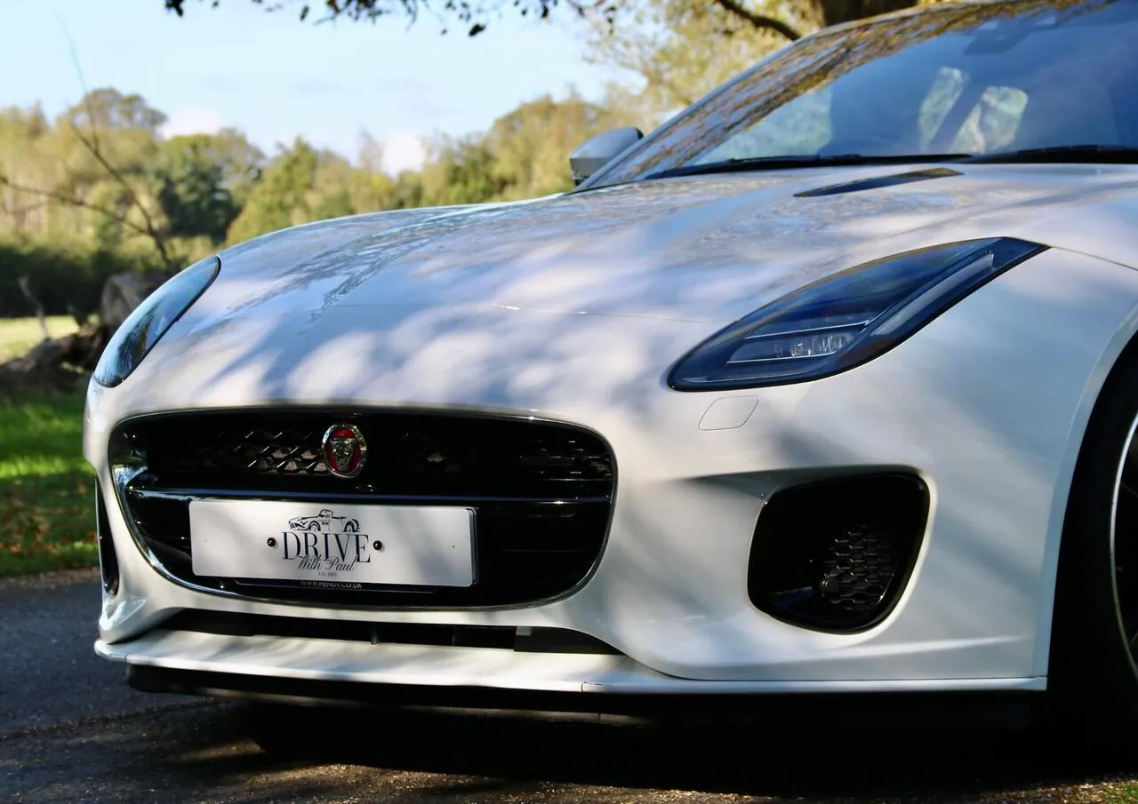 Jaguar F-Type 2017 photo 2