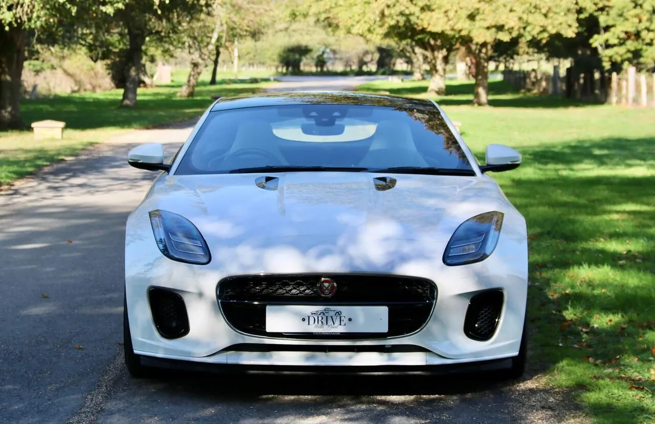 Jaguar F-Type 2017 photo 5