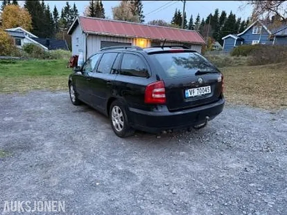 Skoda Octavia 2005 photo 3