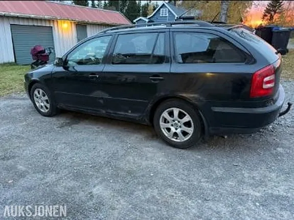 Skoda Octavia 2005 photo 5