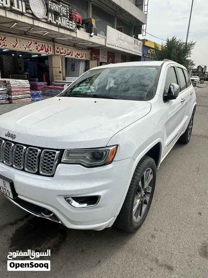 Jeep Grand Cherokee 2017 photo 2
