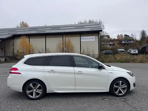 Peugeot 308 2017 photo 5