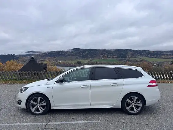 Peugeot 308 2017 photo 4