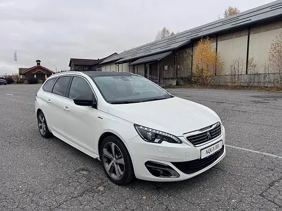 Peugeot 308 2017 photo 2