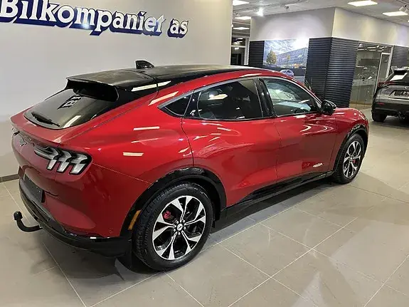 Ford Mustang Mach-E 2023 photo 3