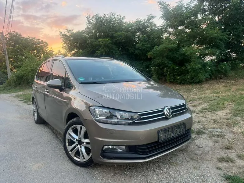 Volkswagen Touran 2018 photo 2