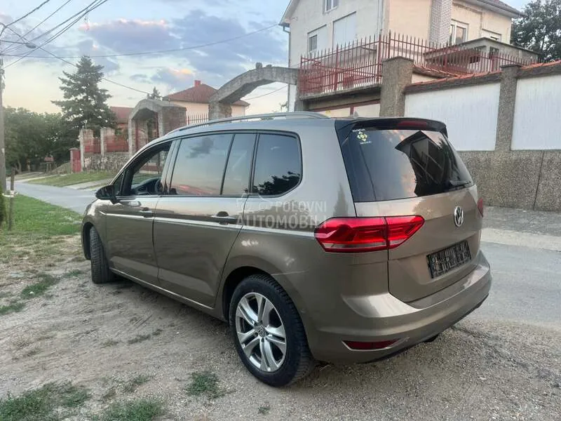 Volkswagen Touran 2018 photo 4