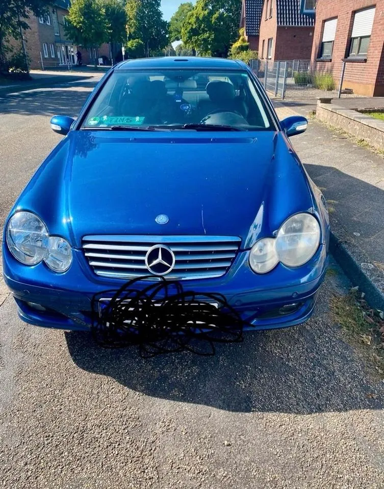 Mercedes-Benz C 180