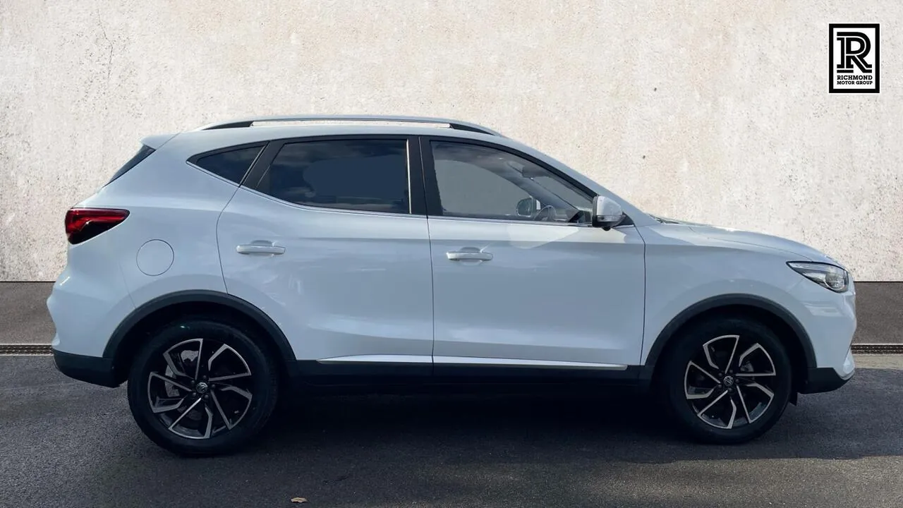 MG Mg Zs 2023 photo 5