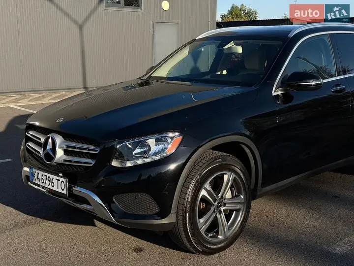Mercedes-Benz Glc 2018 photo 3