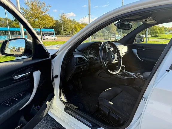 BMW 118I 2016 photo 3