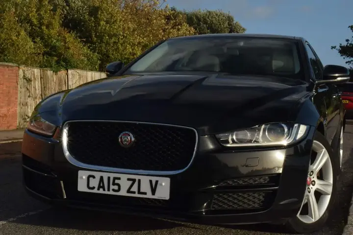 Jaguar Xe