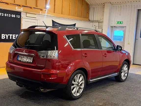 Mitsubishi Outlander 2012 photo 3
