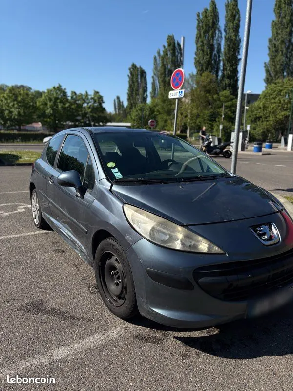 Peugeot 207