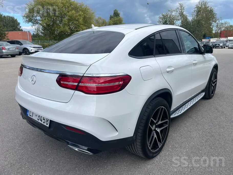 Mercedes-Benz Gle350D 2016 photo 5