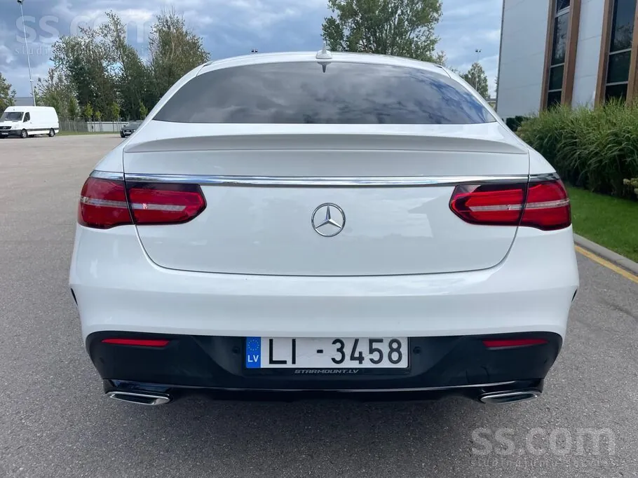 Mercedes-Benz Gle350D 2016 photo 4
