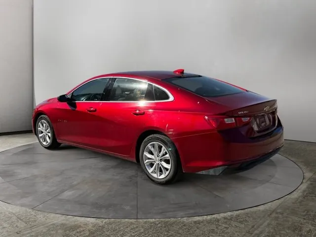 Chevrolet Malibu 2024 photo 3