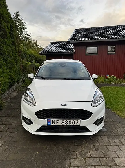 Ford Fiesta 2018 photo 2