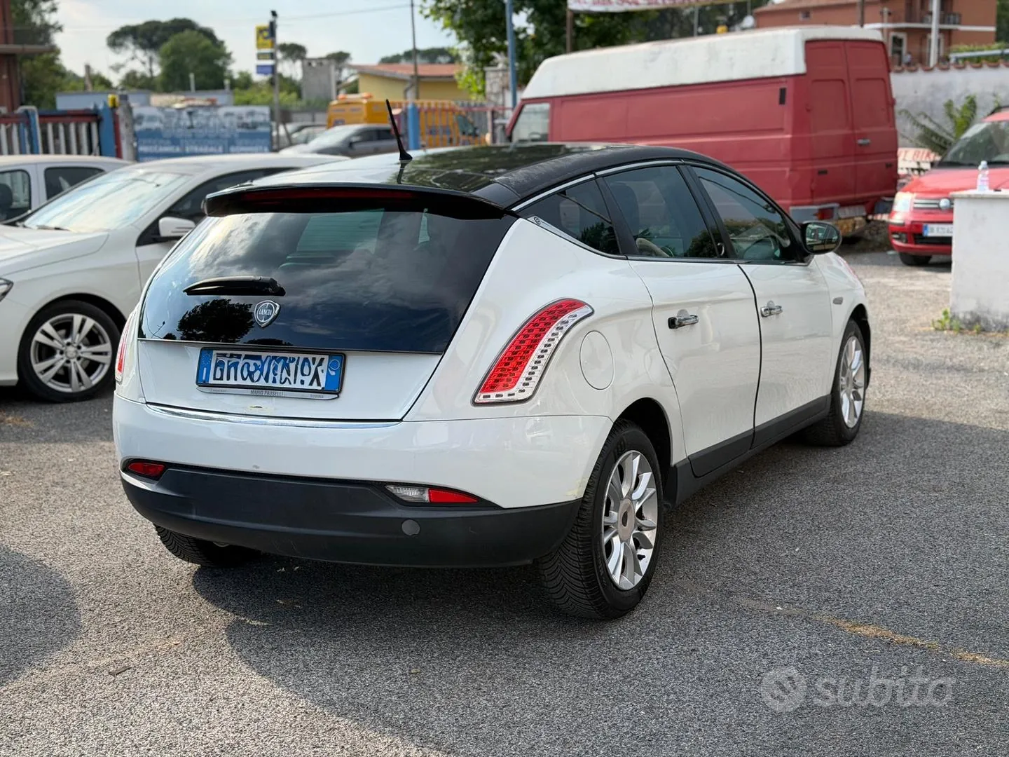 Lancia Delta 2012 photo 4