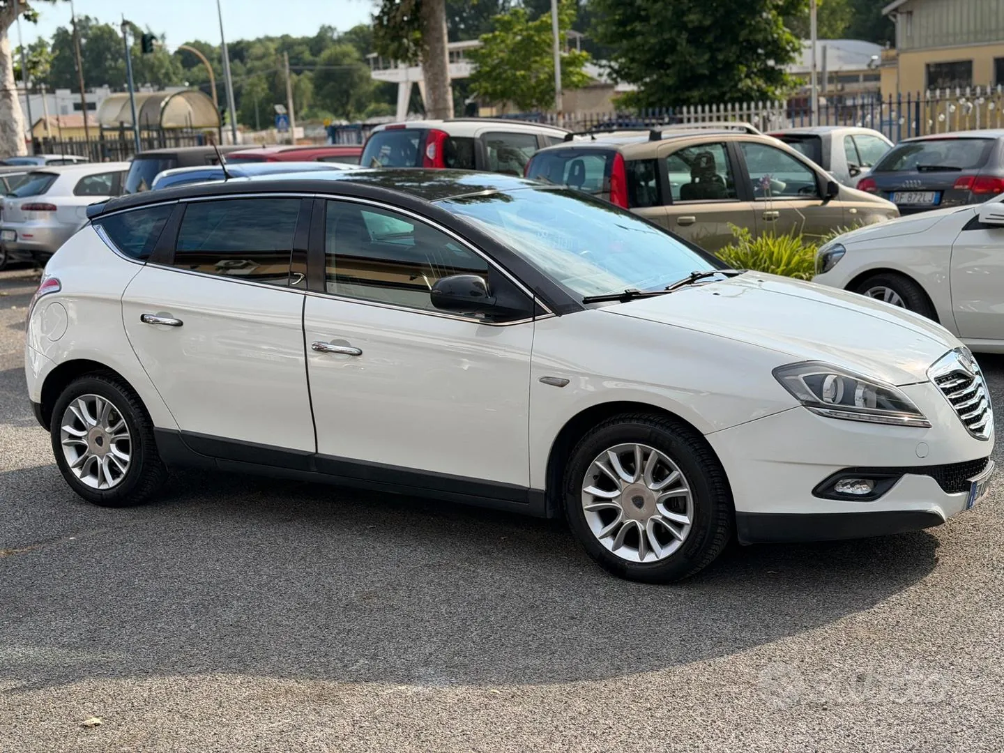 Lancia Delta 2012 photo 3